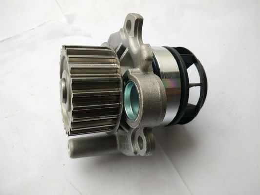 06F121011 Motorteile Wasserpumpe