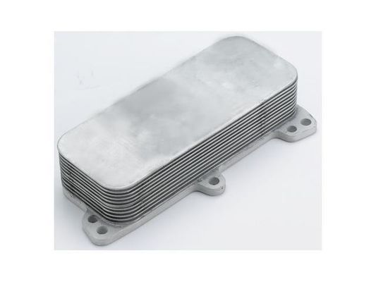 070117021D Motorteile Ölkühler
