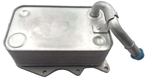 057117021P Motorteile Ölkühler für AUDI A8, PORSCHE Cayenne, VW TOUAREG