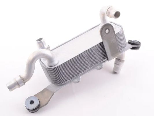17217628058 Motorteile Ölkühler
